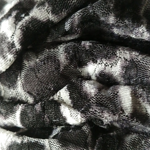 EXPRESS Lace Bandeau - Picture 3 of 8